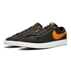 SB ZOOM BLAZER LOW GT QS
"Cat's Paw Saloon"